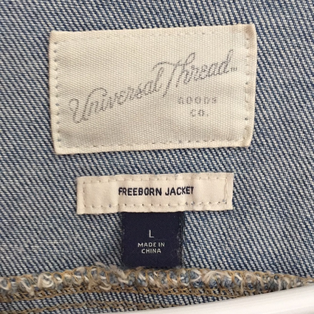 Universal Thread Jean Jacket With Stretch - image 2
